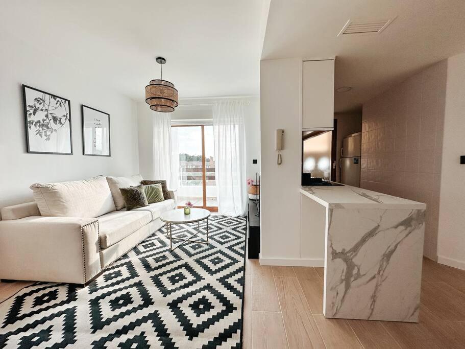 Precioso Apartamento Con Piscina Y Vistas Αλικάντε Εξωτερικό φωτογραφία