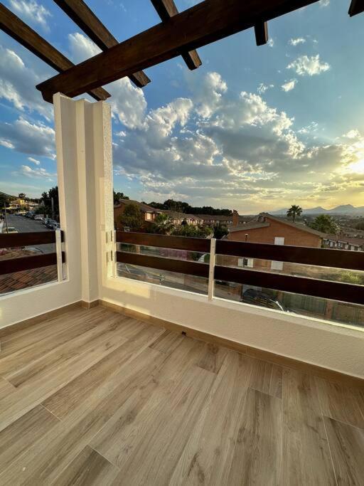 Precioso Apartamento Con Piscina Y Vistas Αλικάντε Εξωτερικό φωτογραφία
